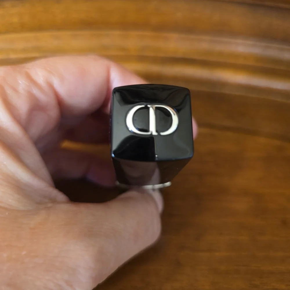 Dior Rouge Dior Velvet In Color 965 (Rouge Fortune)--Limited Edition--NWOB - Picture 4 of 7